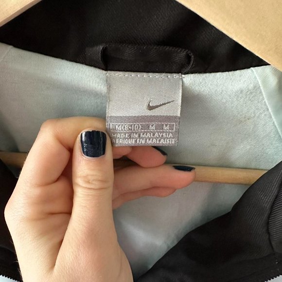 Nike blue windbreaker jacket - Picture 8 of 8